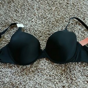 Gilligan O’Malley Black bra